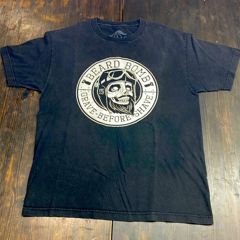 GBS Beard Bomb T. Men’s Large. Black w/ white graphic. No holes or stains.